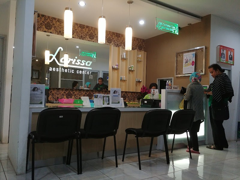 Mata Terang, Hati Senang: Optik B Riski Cilacap Point